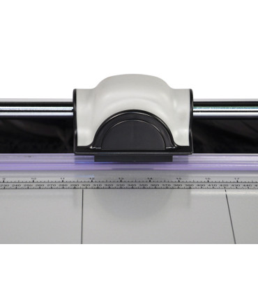 Řezačka papíru KW trio 3022 (1300)