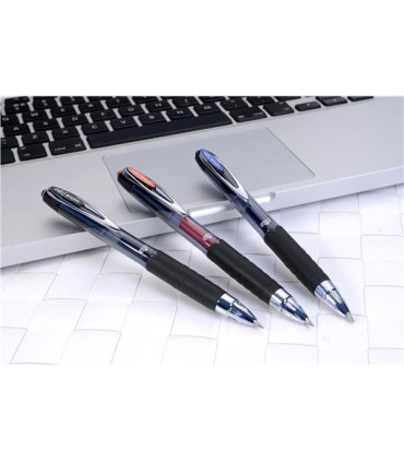 Gelový roller Uni Signo 207 - červená , 0,4 mm