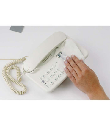 Čisticí ubrousky Q-Connect pro plastové povrchy, 100 ks